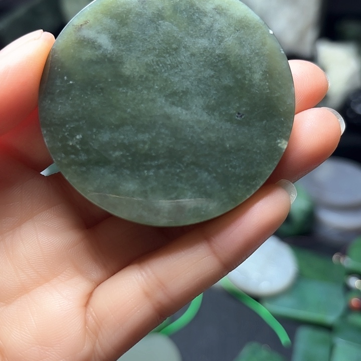 和田玉珠宝半成品未镶嵌道**艺