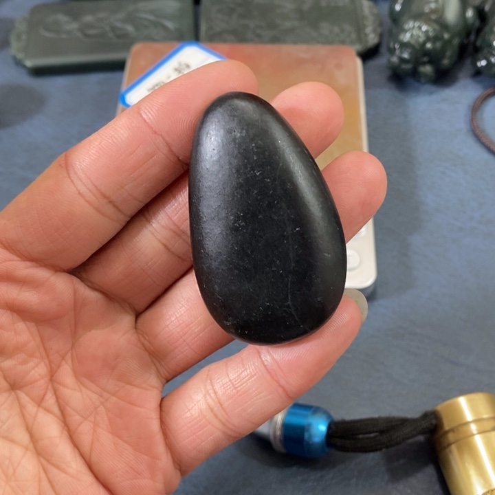 彭***严和田玉未镶嵌挂件