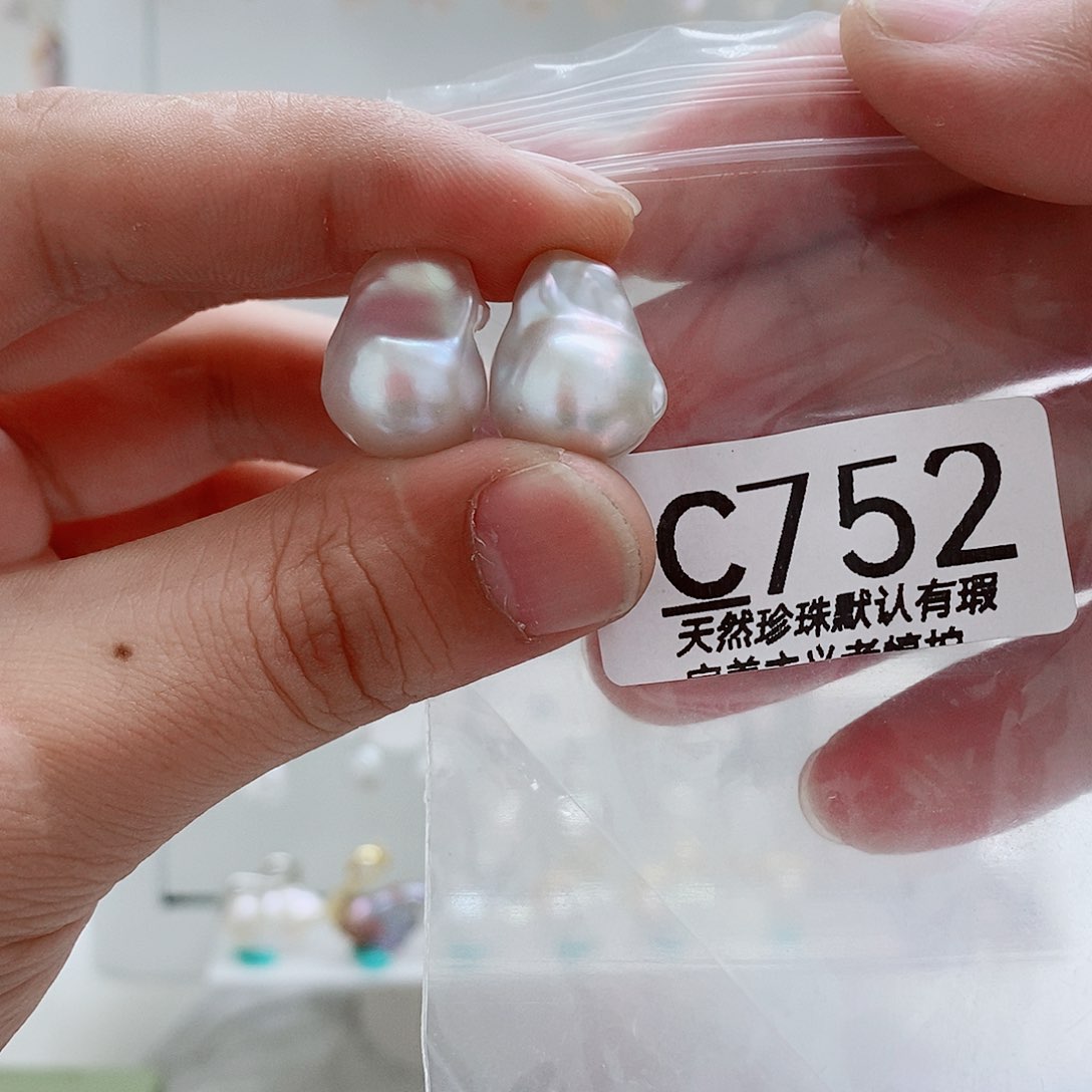 淡水珍珠未镶嵌颈饰一****蚁