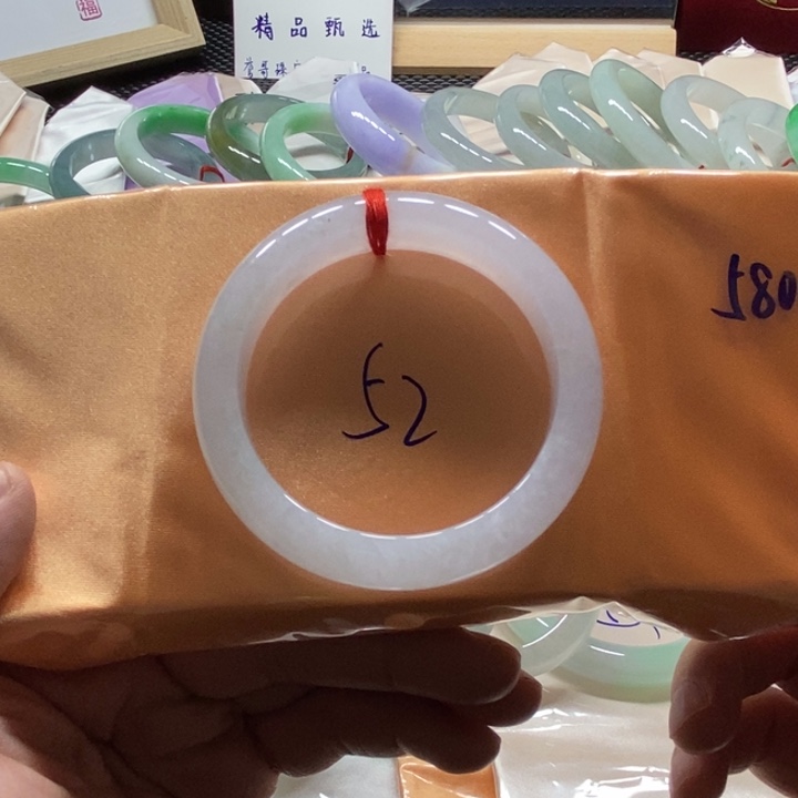 翡翠未镶嵌手镯粉春紫