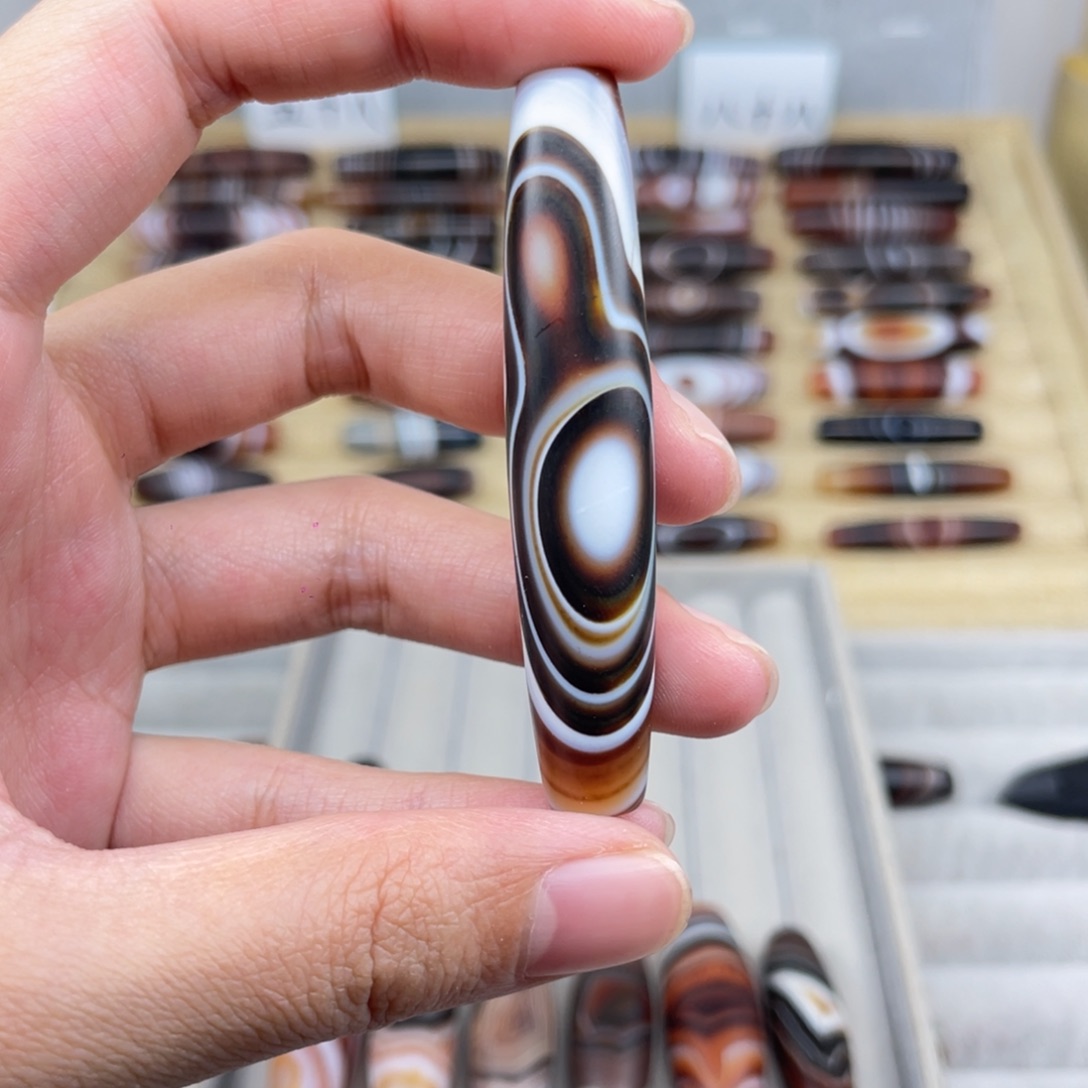 幸***福玛瑙/玉髓合金颈饰