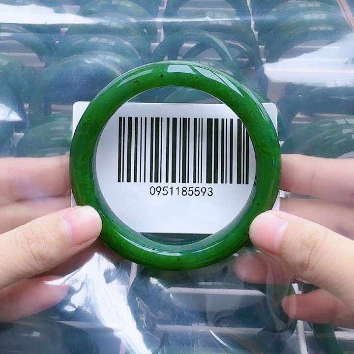 和田玉（碧玉）手镯未镶嵌59微瑕