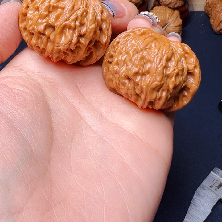 文玩核桃吊坠磨盘40