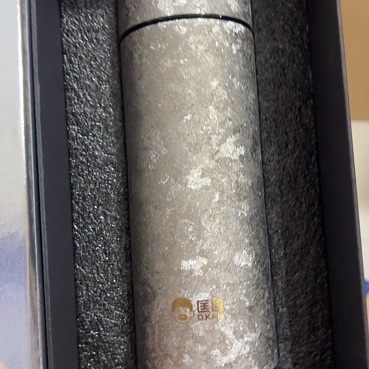 匡迪保温杯420420420速开白色纯钛