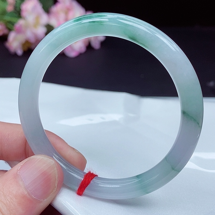 翡翠手镯未镶嵌55.4圈