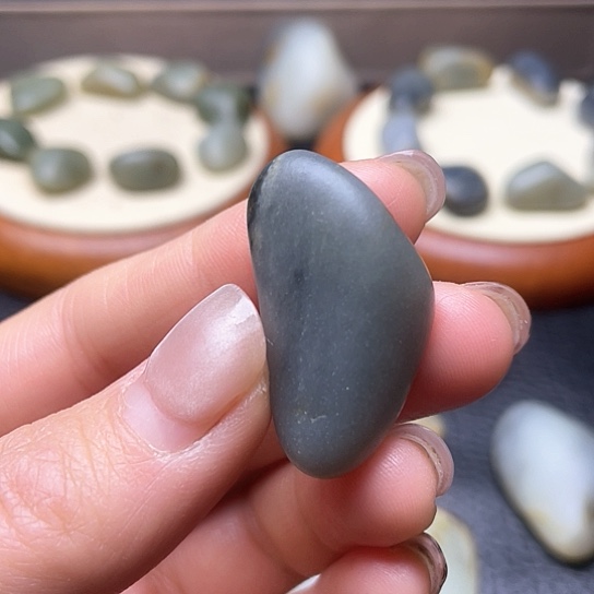 和田玉颈饰未镶嵌4