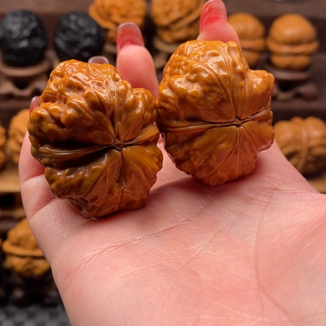 峰****文玩核桃把件40云鼎飞蟾