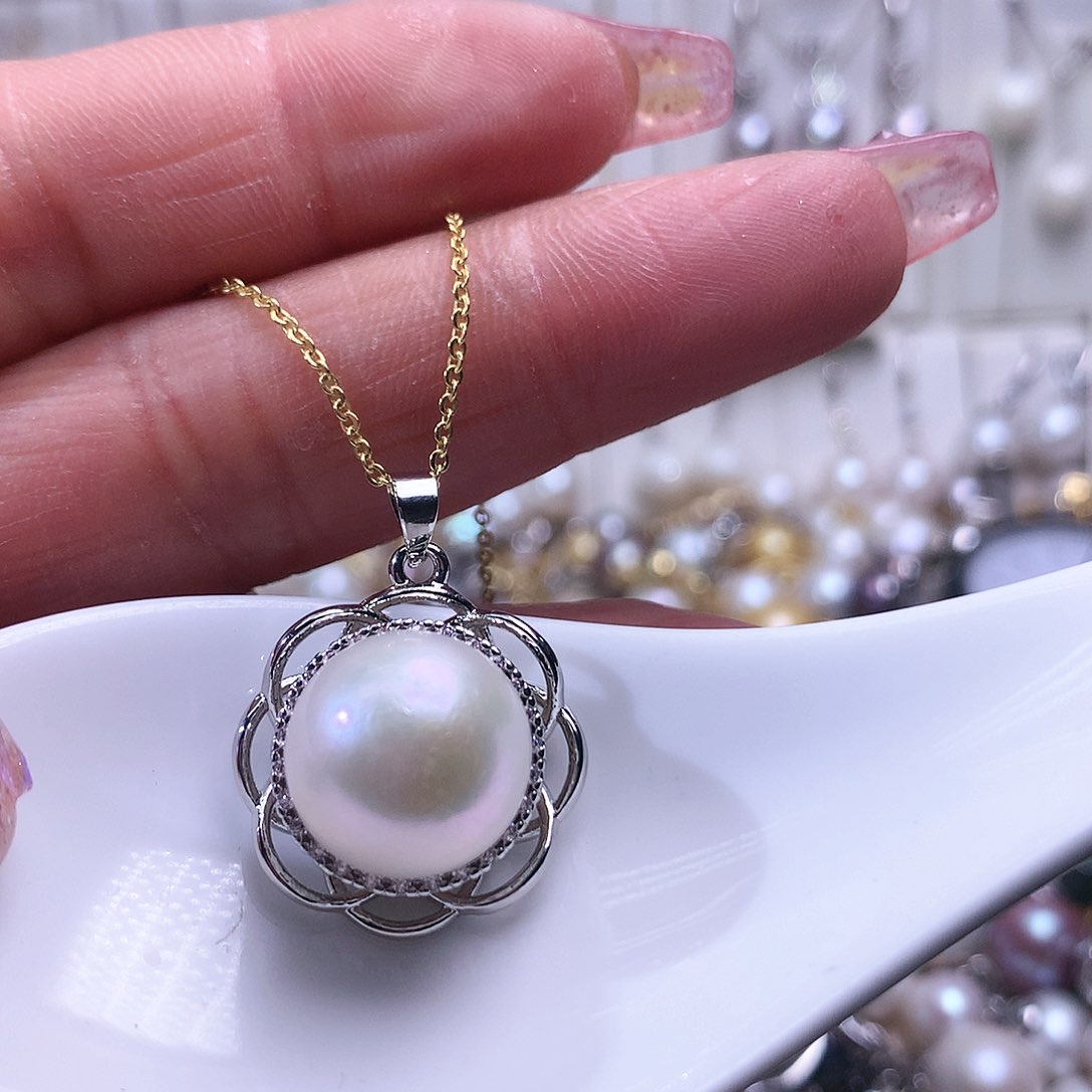 淡水珍珠吊坠(赠链)未镶嵌