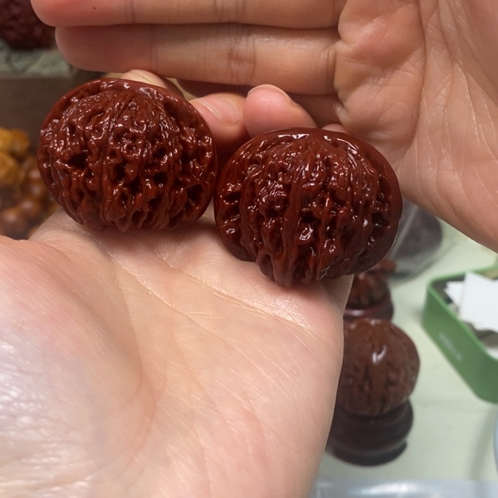 8***菲吊坠文玩核桃磨盘