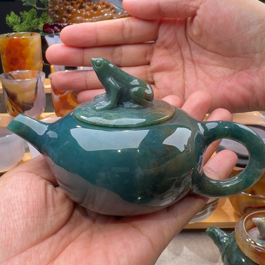 玛瑙/玉髓玛瑙手把壶未镶嵌