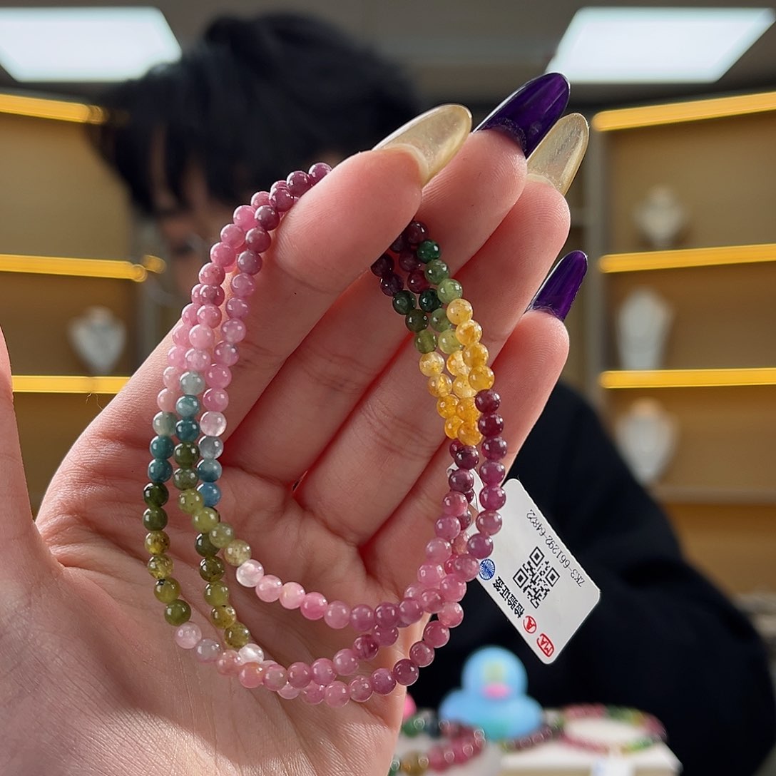 碧玺碧玺3mm（多样性发一件未镶嵌