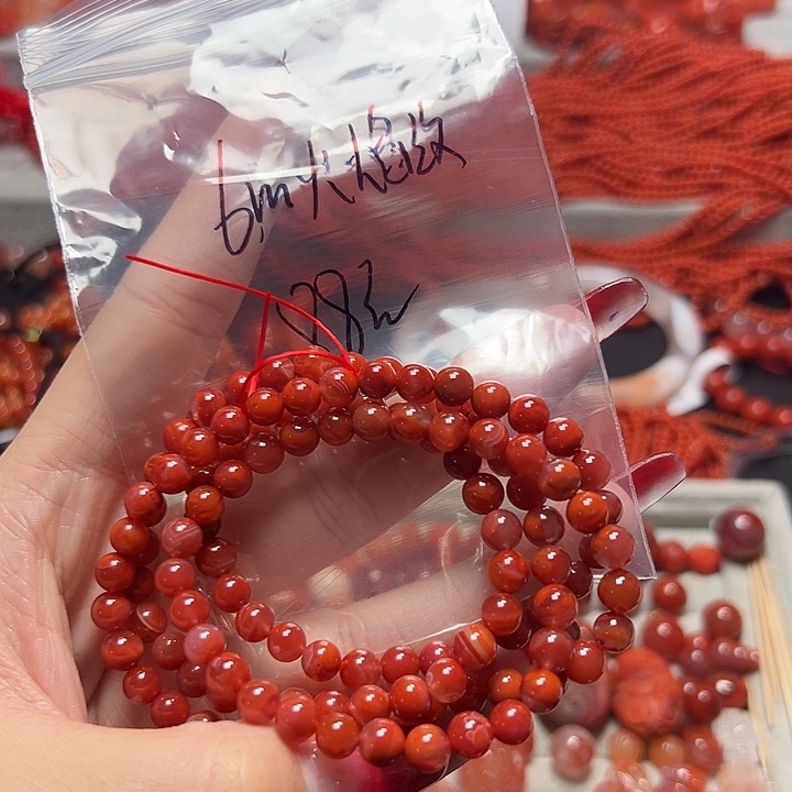 南红玛瑙手链未镶嵌