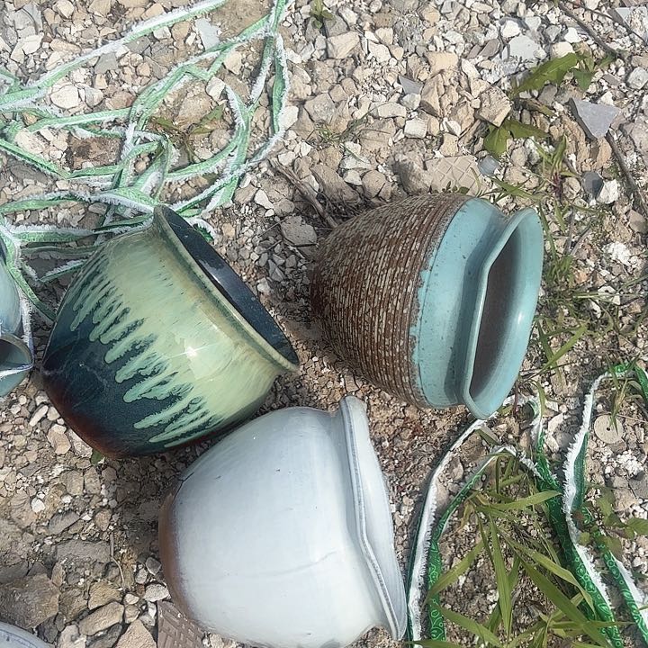 紫砂花盆瑕疵颜色不挑两个口径20-18