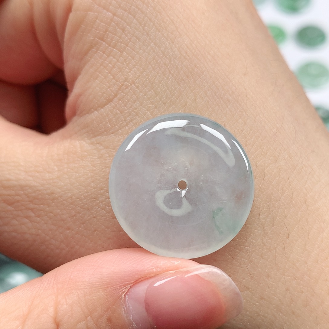 翡翠颈饰未镶嵌平安