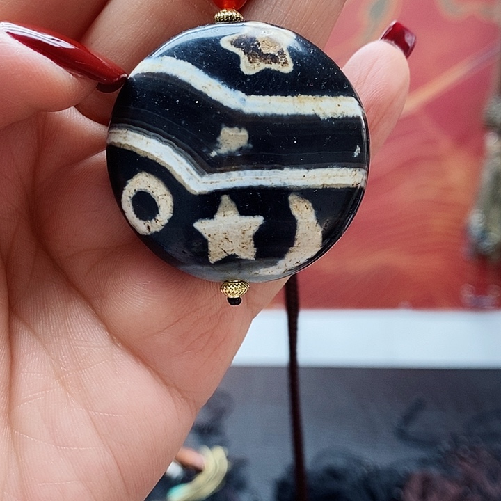 玛瑙/玉髓颈饰合金