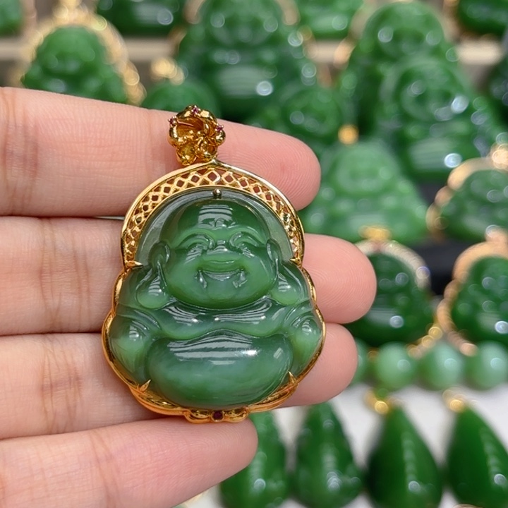 和田玉（碧玉）18K金镶嵌颈饰