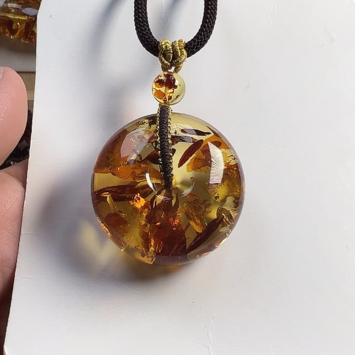 琥珀（花珀）未镶嵌颈饰