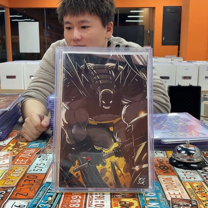 绝对蝙蝠侠漫画店限定