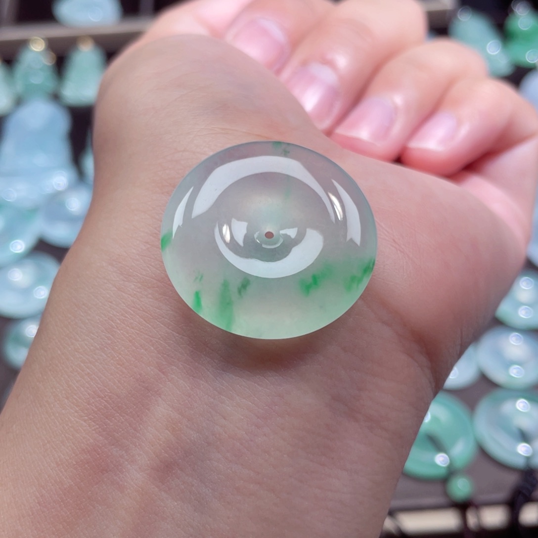 颈饰未镶嵌翡翠扣子