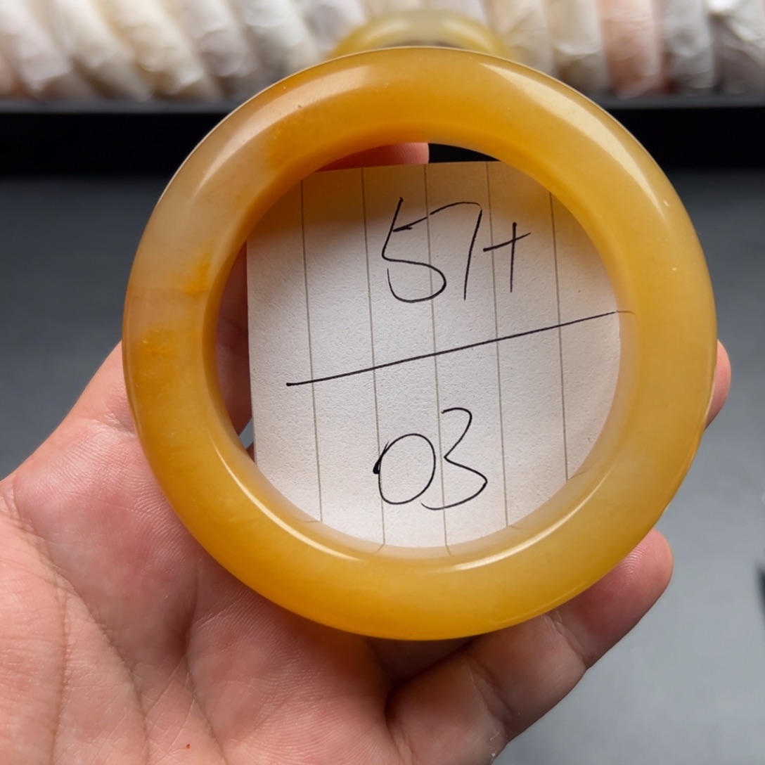 石英质玉（黄龙玉）手镯未镶嵌03