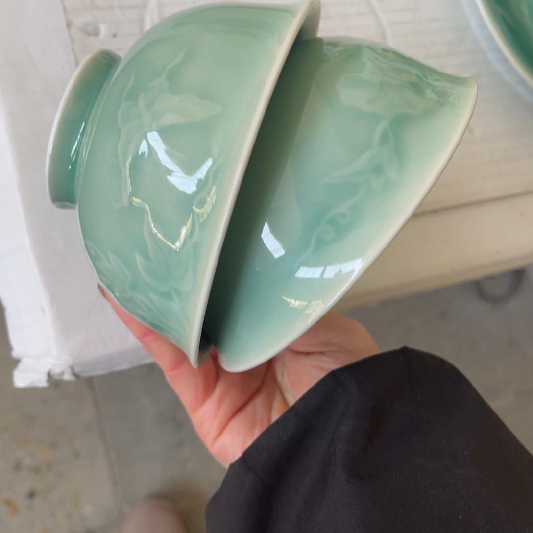 瓷片哈哈哈哈就哈哈哈哈哈哈哈哈