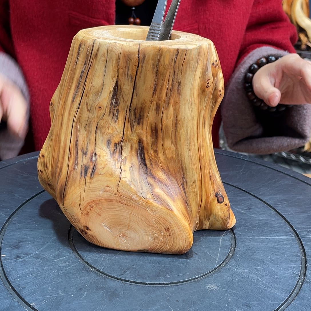 柏木（崖柏） 笔筒