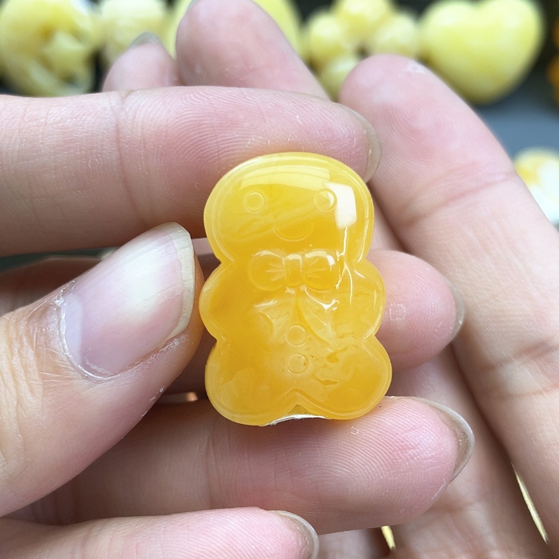 琥珀裸石未镶嵌蜜蜡