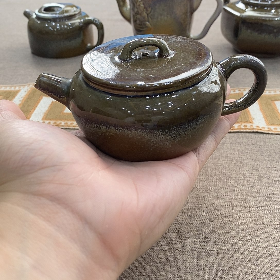 紫砂艺术学院美术