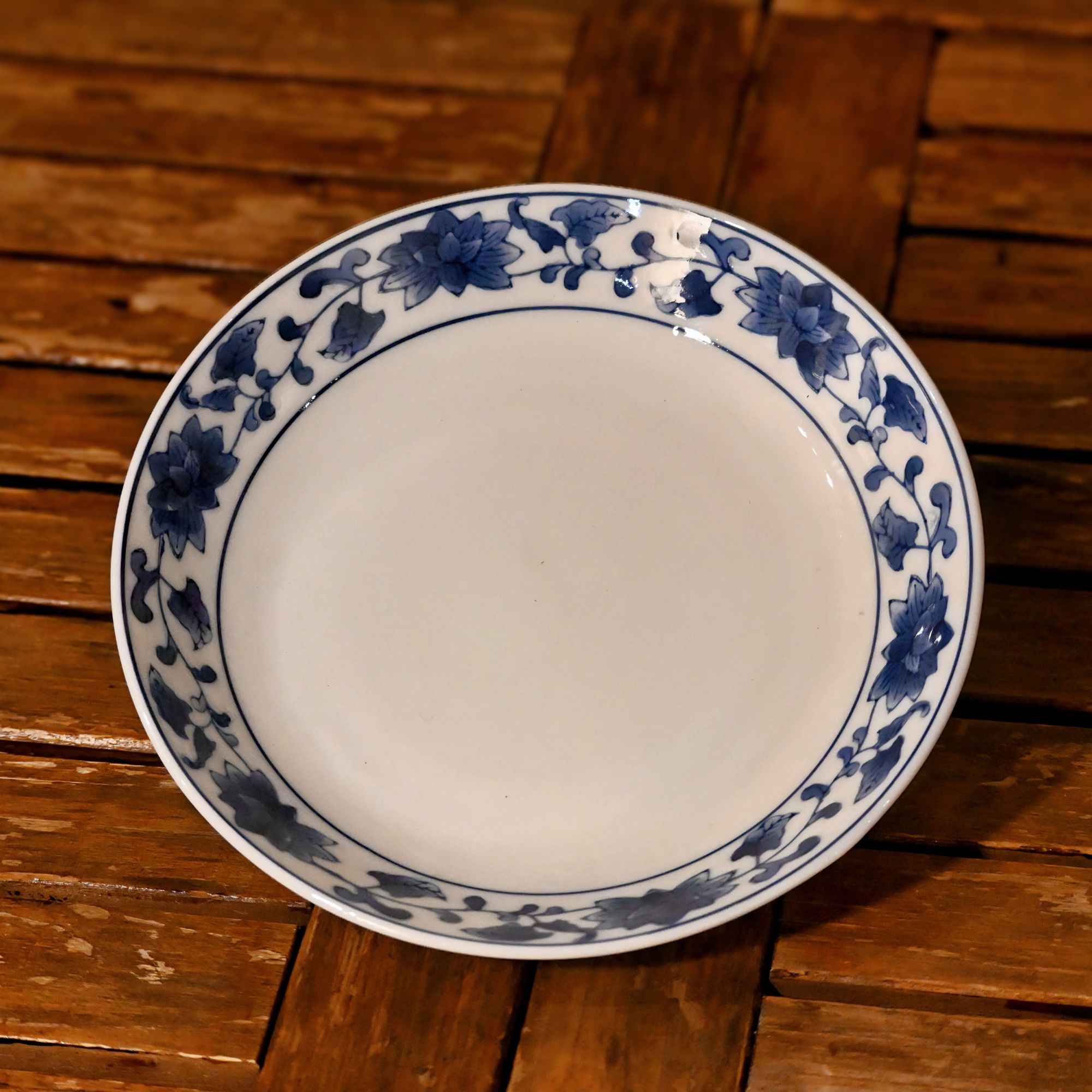 瑞兴青花瓷复古新中式复古滑底菜盘果盘家用釉下彩陶瓷手绘餐盘
