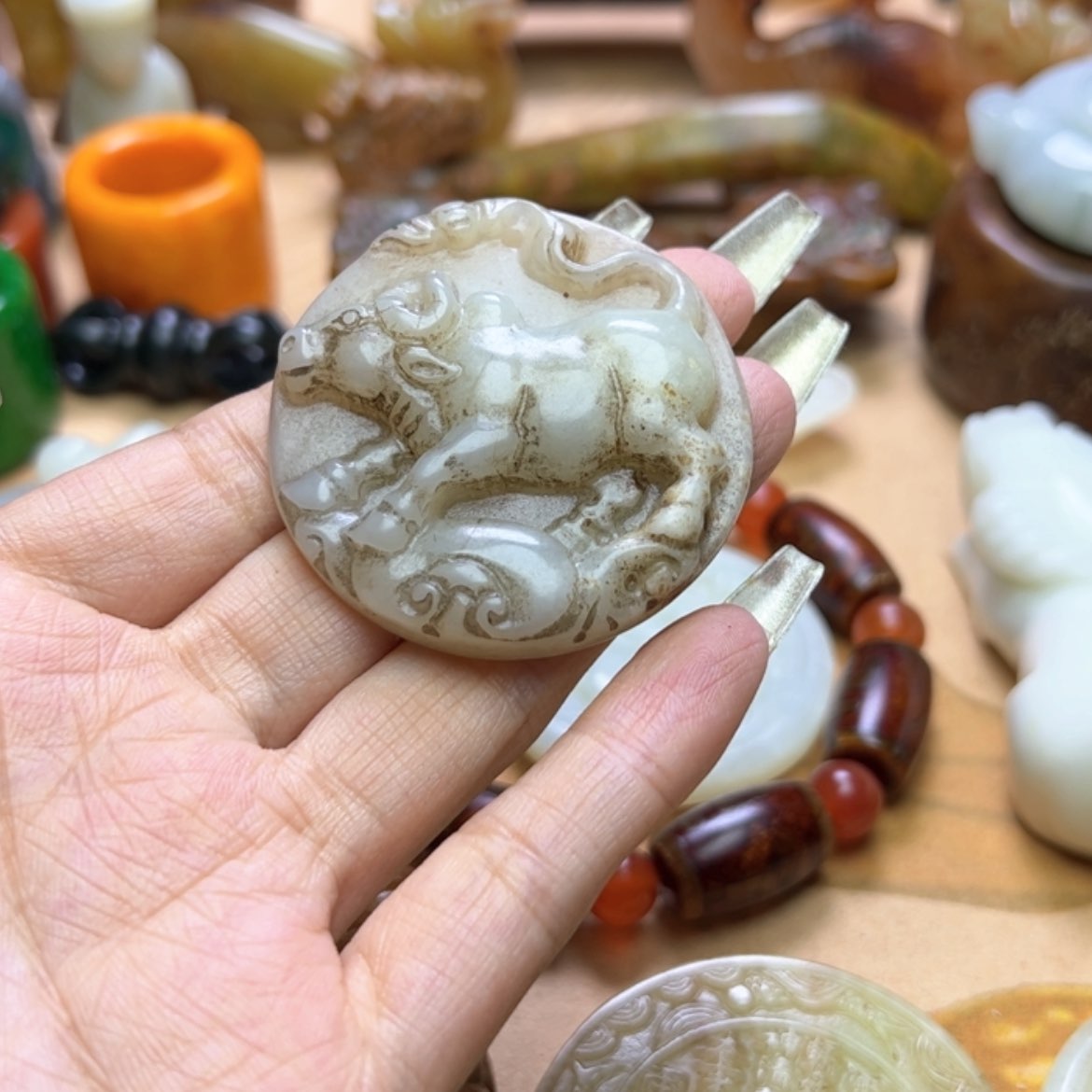 【闪购商品】蛇纹石玉颈饰未镶嵌