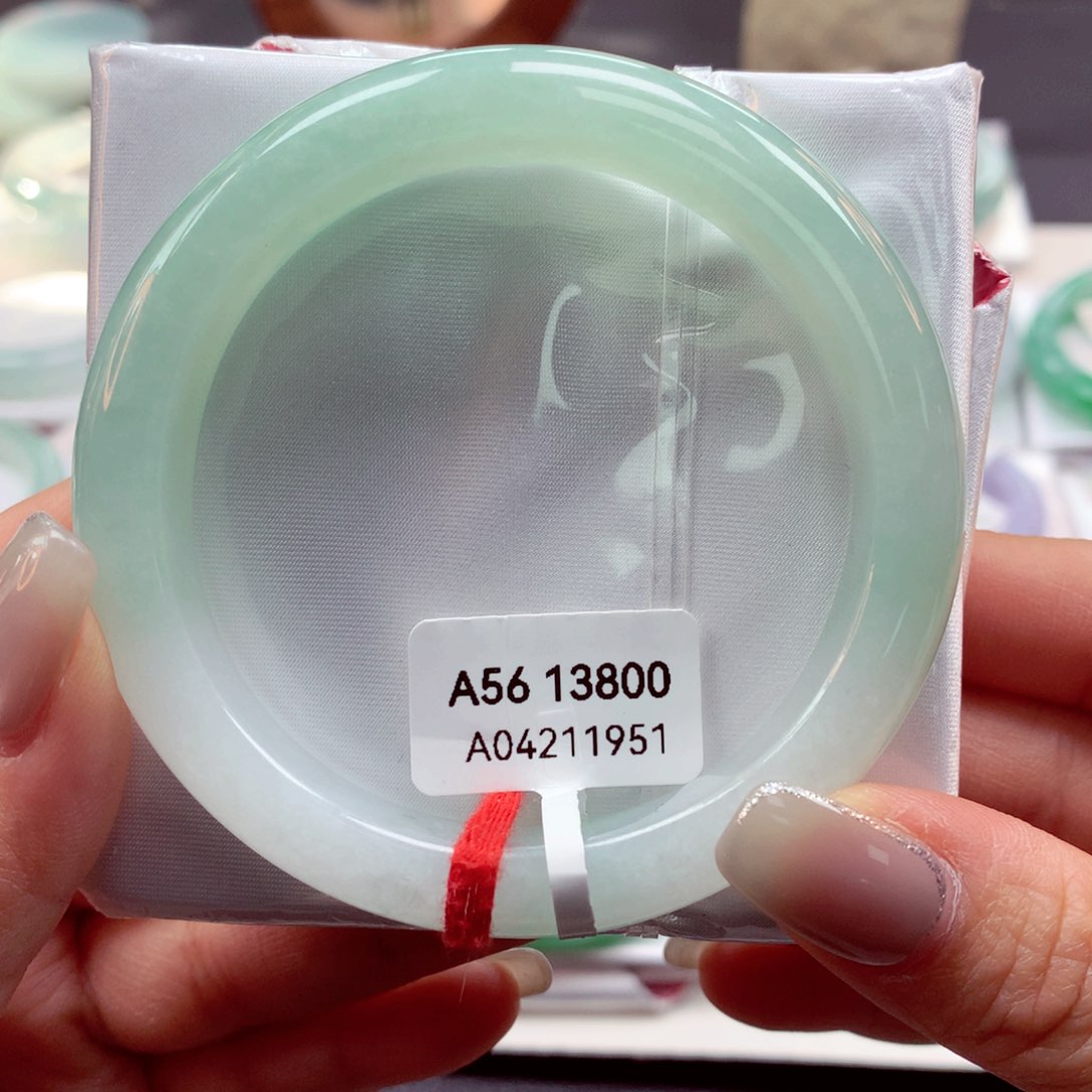 翡翠手镯未镶嵌56正5号88