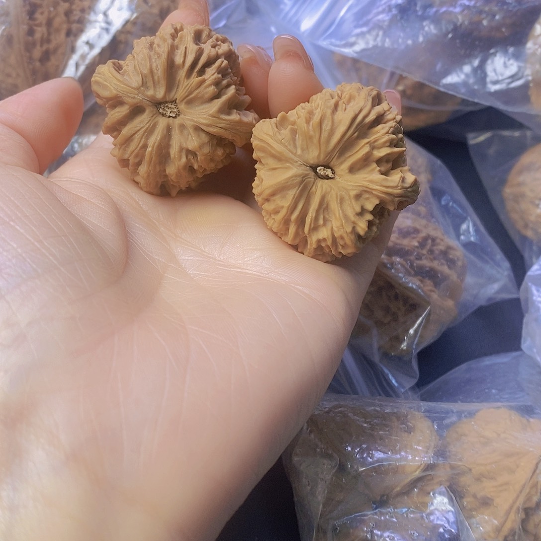 梦**乡文玩核桃南疆002