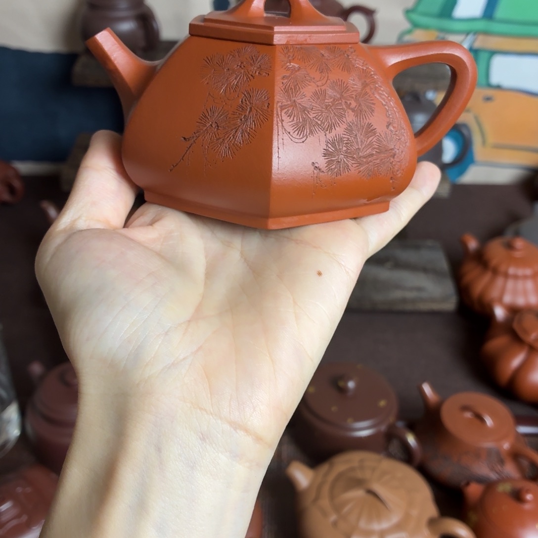 中***汇紫砂茶壶紫砂壶。     
