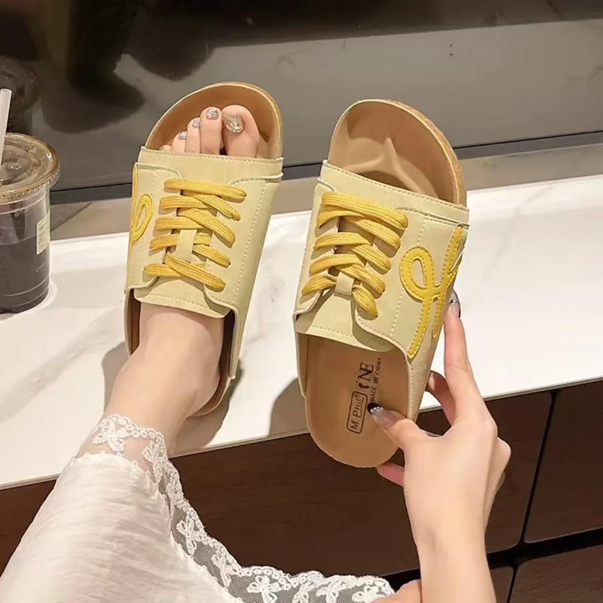 7238夏款复古系鞋带露脚趾拖鞋