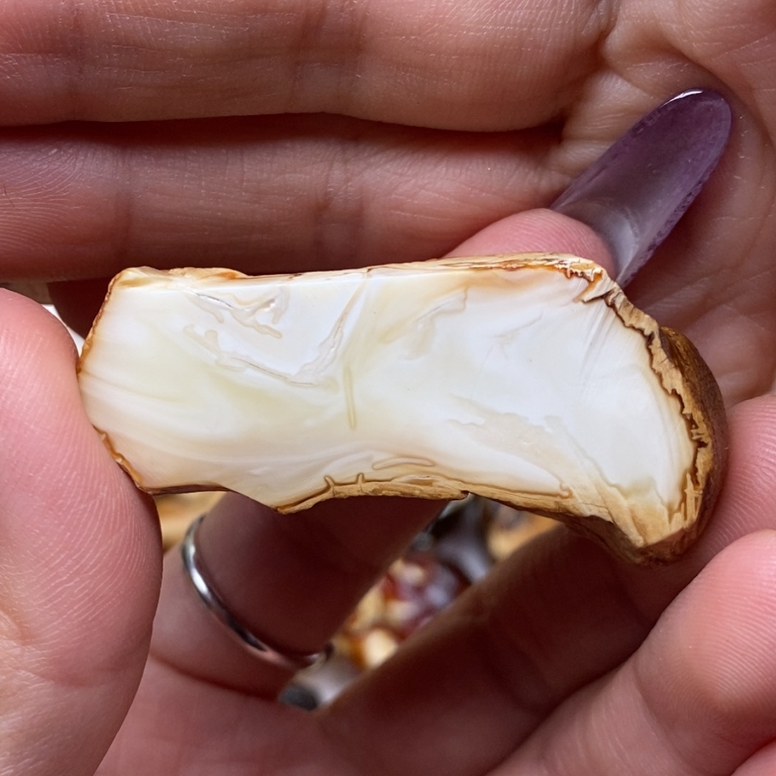 定制琥珀未镶嵌蜜蜡