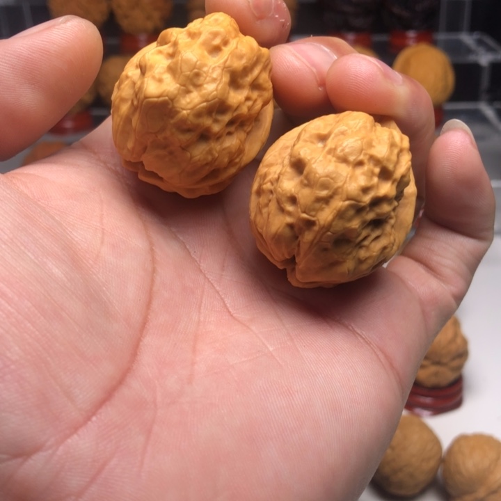 文玩核桃吊坠3金玉满堂