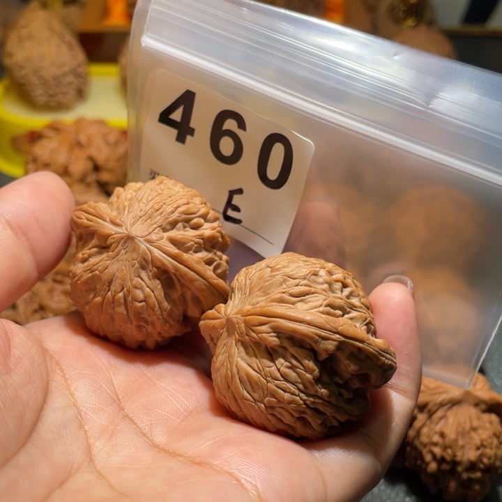 羽***毛文玩核桃把件磨盘