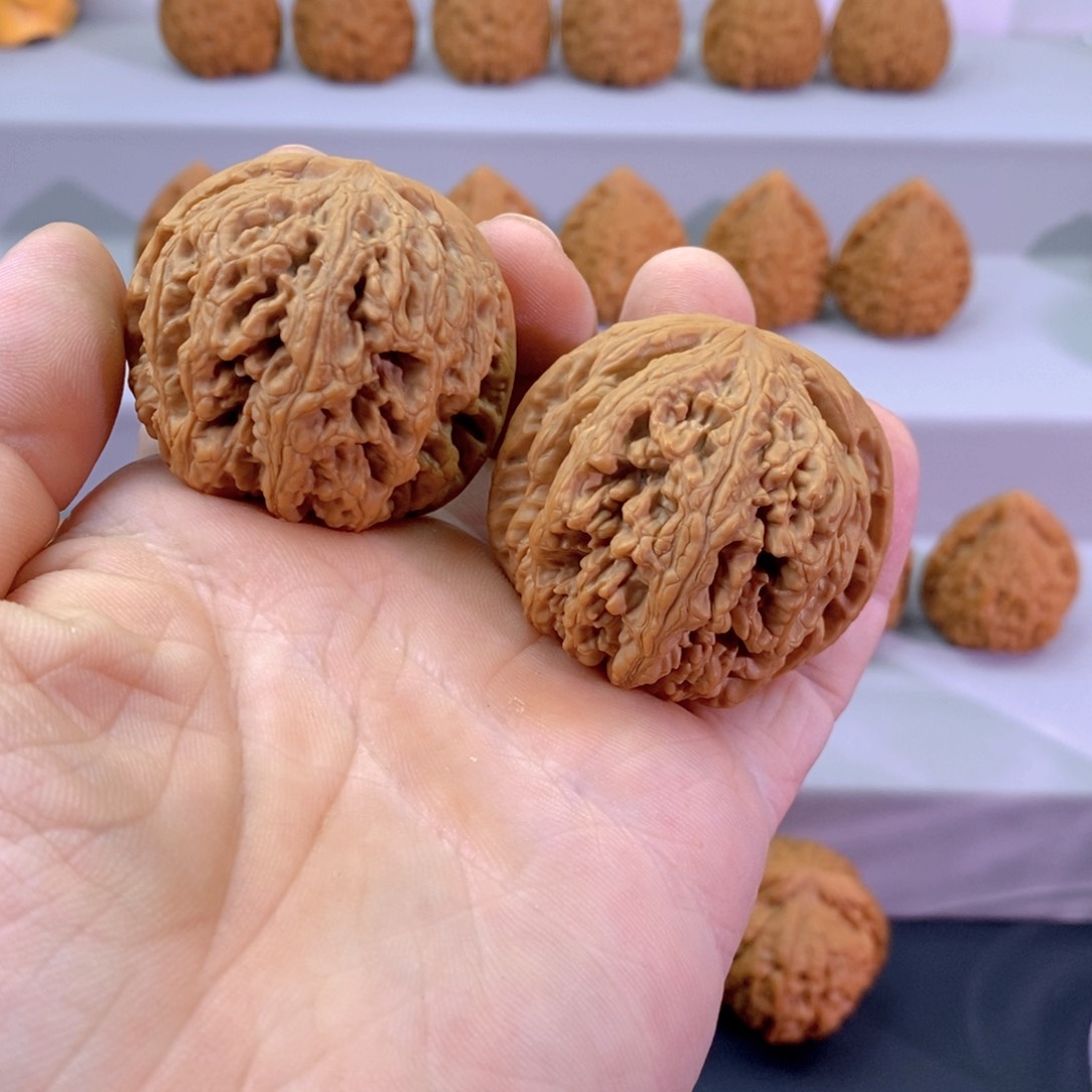 文玩核桃把件44大粗筋