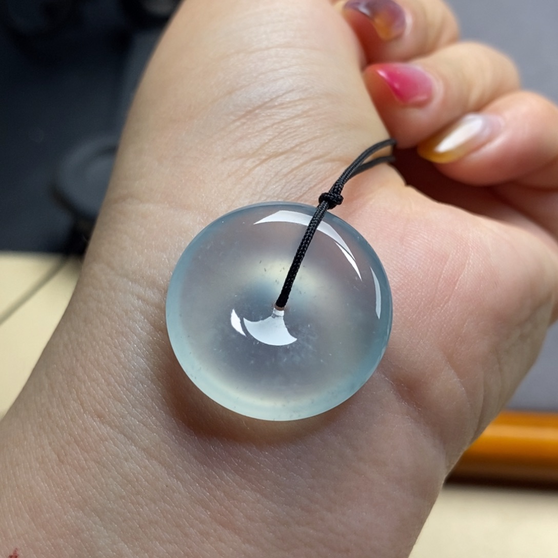 翡翠未镶嵌颈饰高冰蓝晴底起光飘雪花棉灵动平安扣吊坠