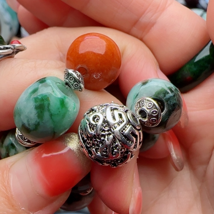 翡翠颈饰未镶嵌h***y天然A货