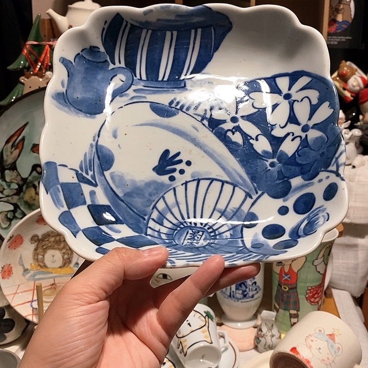 青花手绘大方盘子有小划痕