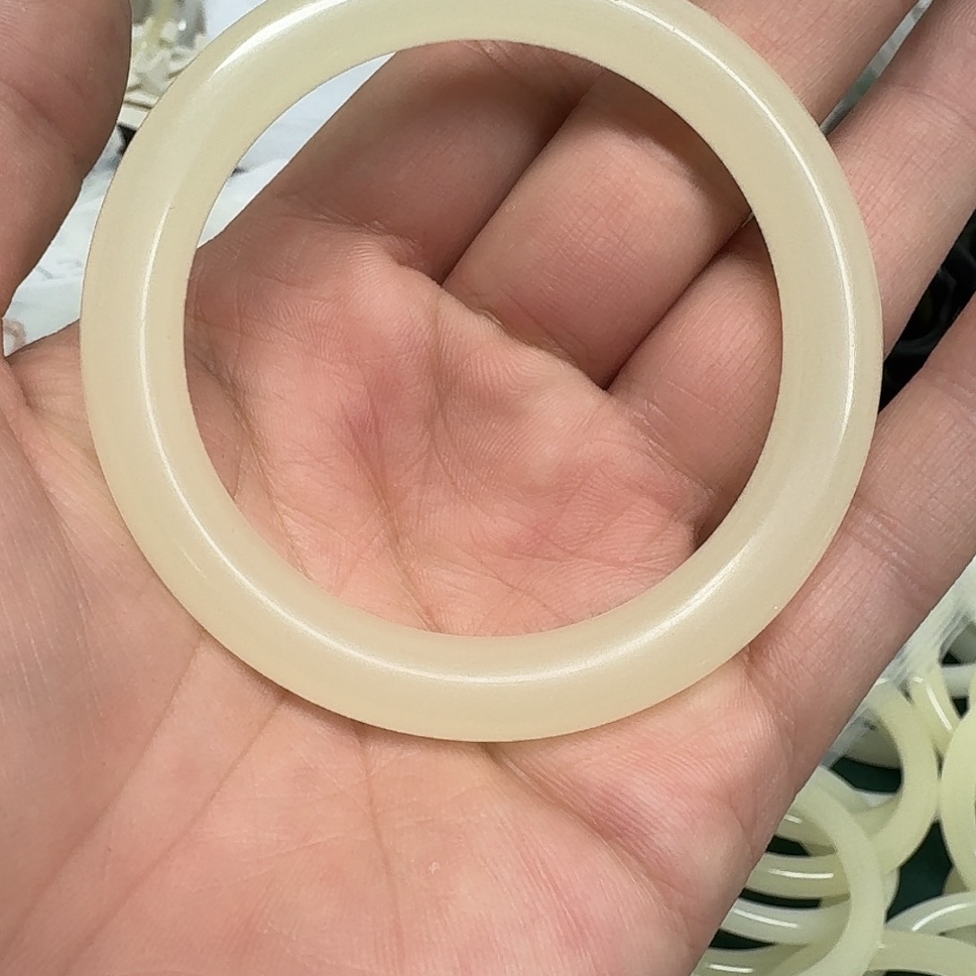 和田玉手镯未镶嵌127号手镯58圈口