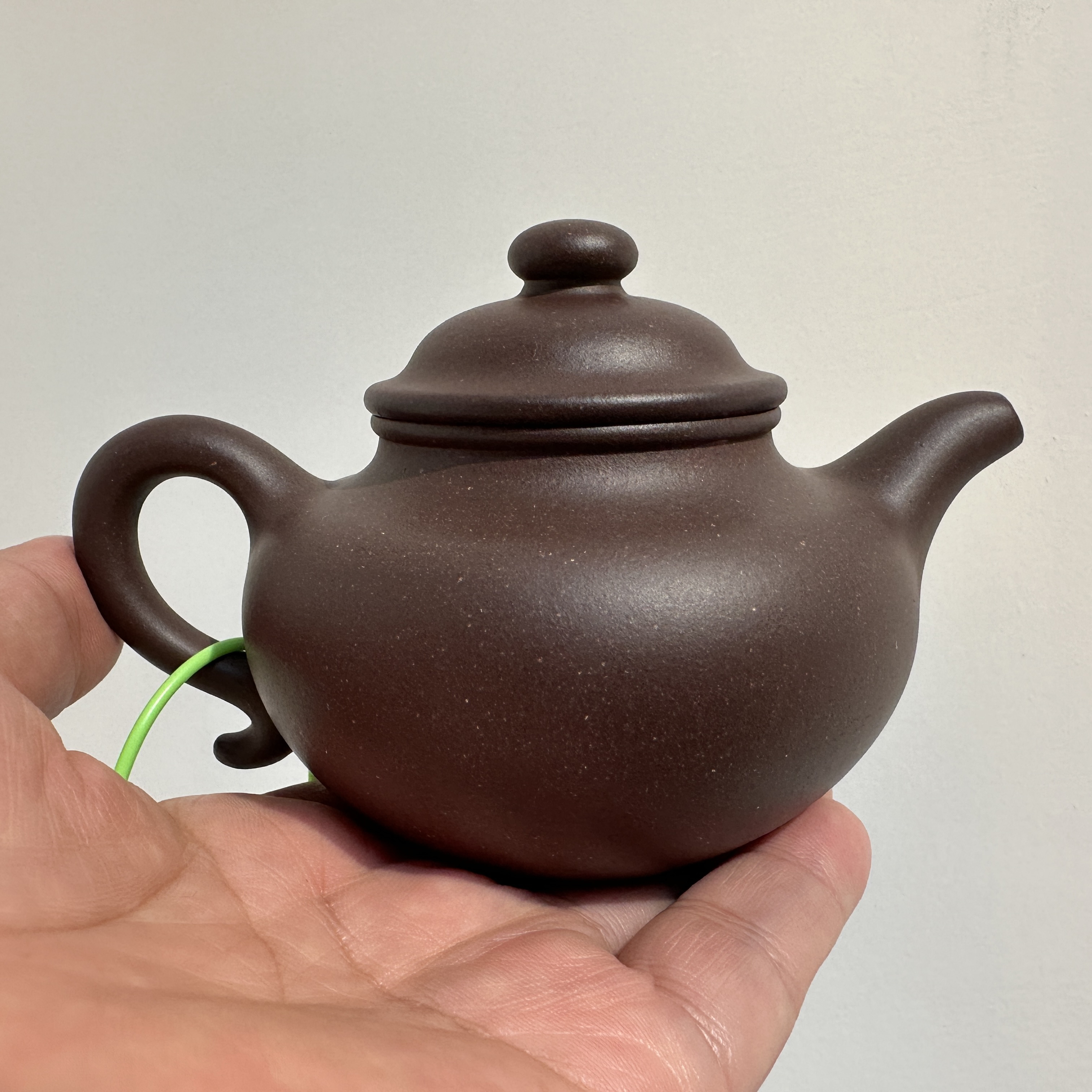 180CC宜兴原矿0添加黑紫泥莲子壶精工半手工附光谱报告泡茶壶