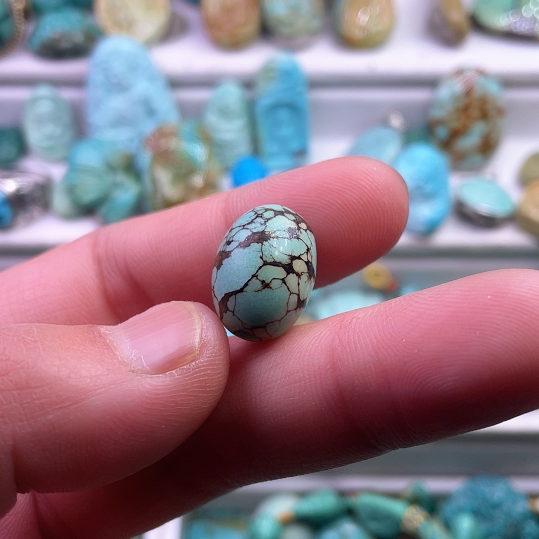 绿松石颈饰未镶嵌