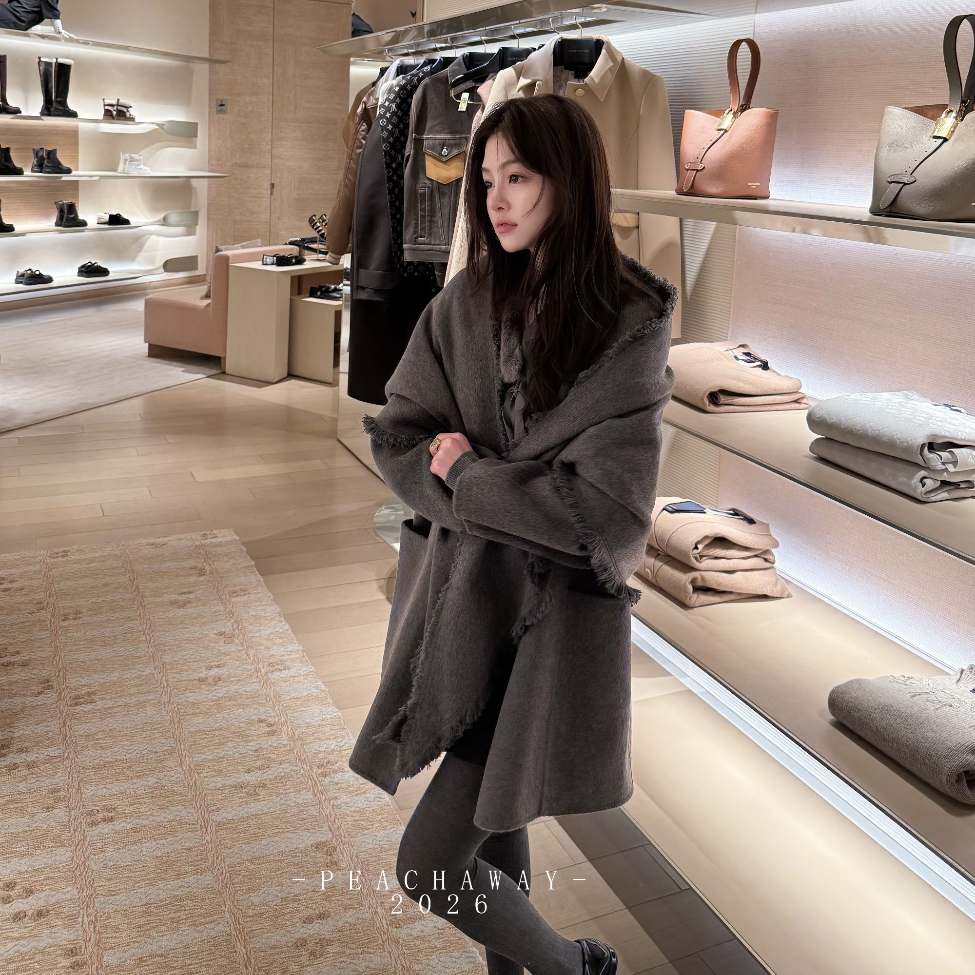  peachaway 【灰调老钱】 廓形羊毛披肩式毛呢大衣优雅贵气感外套女