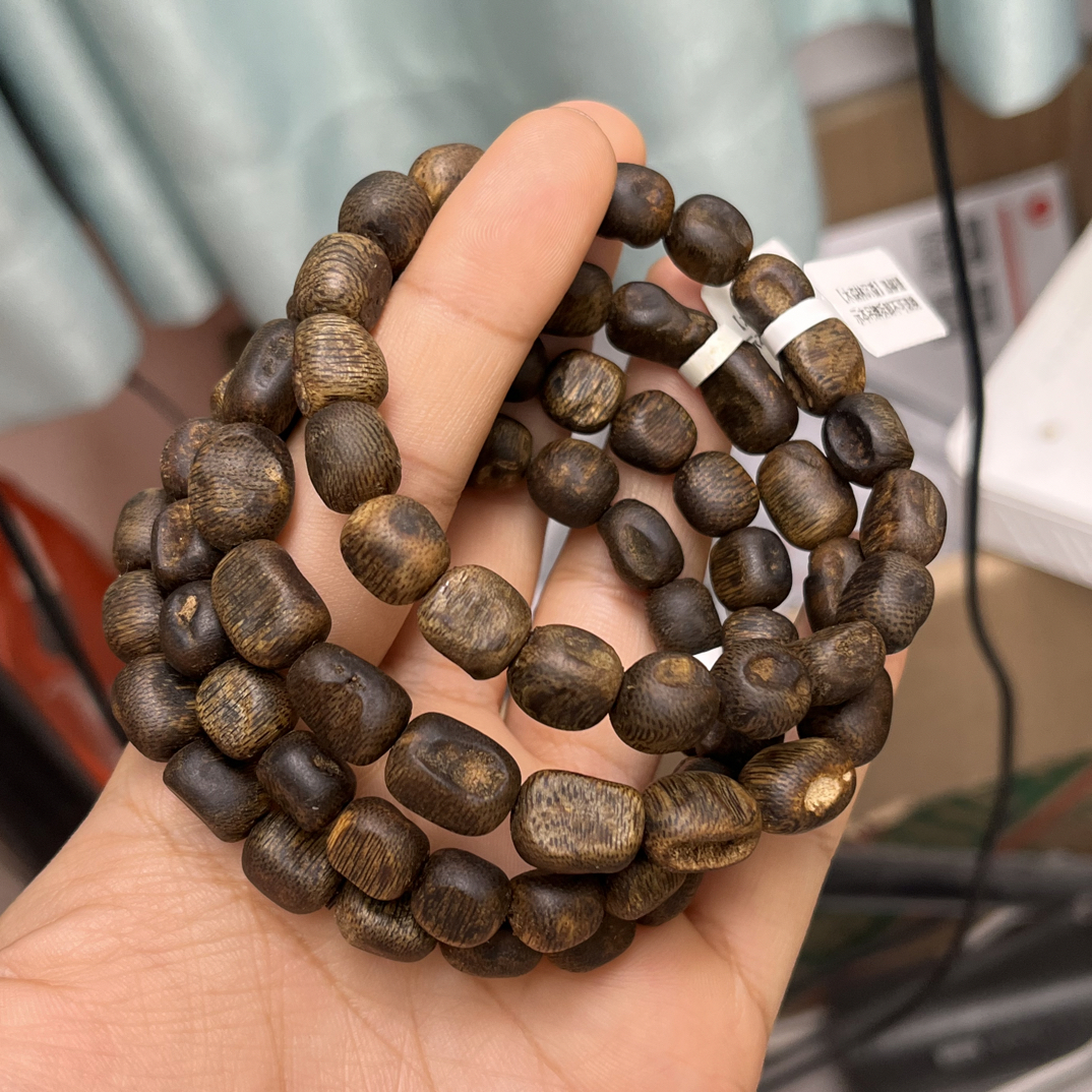 沉香沉水奇楠紫奇留疤单圈卡10多样性发一条