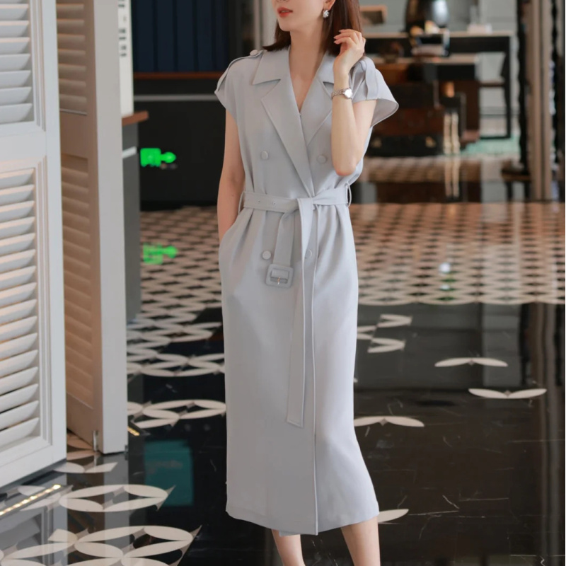 铂金灰 系带腰带时尚多扣风衣设计师风衣裙! LL071