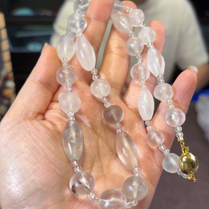 未镶嵌颈饰水晶水晶