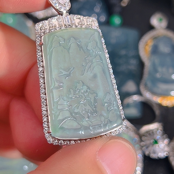 翡翠颈饰未镶嵌12，