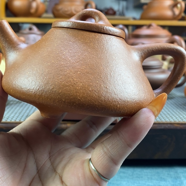 故***边紫砂茶壶原矿紫砂壶系列产品